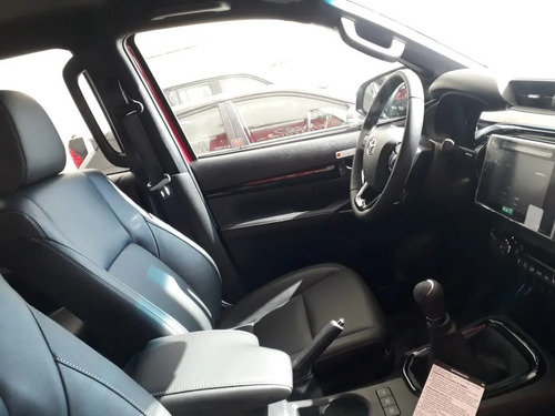 Toyota Hilux Srx 4x4 M/t 204 Cv