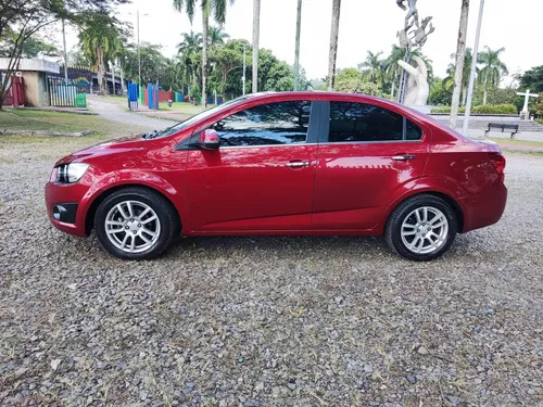 Chevrolet Sonic 1.6 Ls