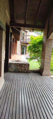 Se Vende Casas En La Cumbre Frente Al Golf Vistas Únicas 4 Dor.