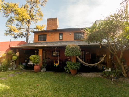 Imagen 22 de 26 de Castelar Norte Parque Costa Solido Chalet