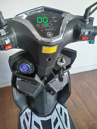 Imagen 7 de 25 de Scooter Electrico Hawk Sunra Litio 3000w Moto Eco Capital