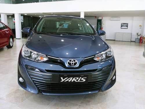 Imagen 3 de 9 de Toyota Yaris 1.5 107cv Xls Pack 4 P