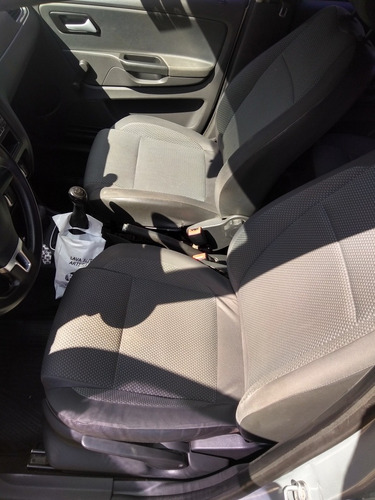 Volkswagen Fox 2012 1.6 Comfortline 5 P