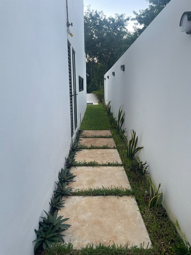 Casa En Venta En Residencial Vía Cumbres