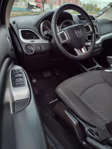 Imagen 13 de 14 de Dodge Journey 2014 2.4 Sxt 7 Pas. At
