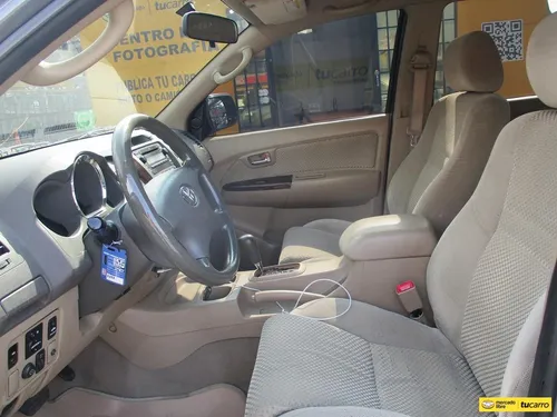 Toyota Fortuner Sr5 4x2 2700cc At Aa