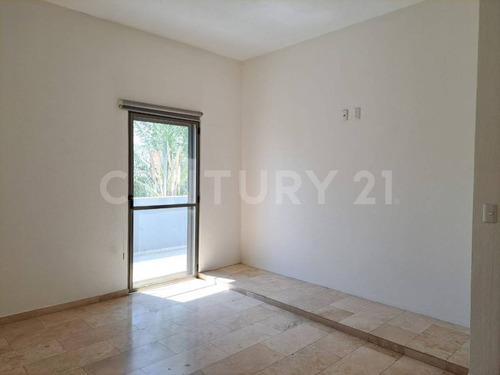 Casa En Venta En Hacienda Real (cantera)