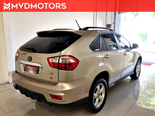 Byd S6, 7 Pasajeros Buen Estado, Mvd Motors Permuto Financio
