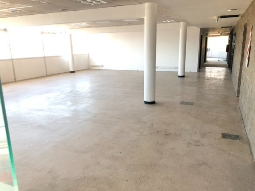 Imagen 23 de 29 de Alquiler Oficinas San Isidro