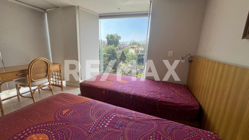 Casa En Venta A 3 Cuadras De Av. De Las Palmas Con Terraza Y Seguridad