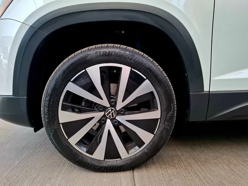 Volkswagen Taos 1.4 Tsi Comfortline At