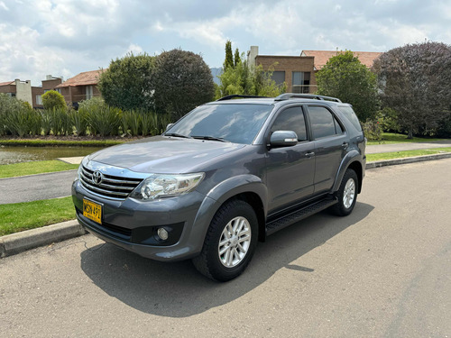 Toyota Fortuner 2.7l 4x2