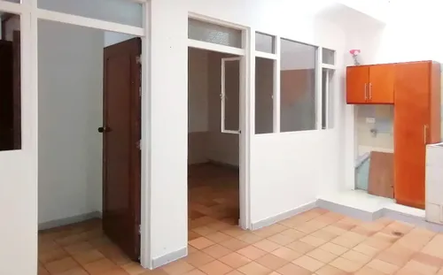 Bodega En Arriendo/venta En El Carmen. Cod A11750111