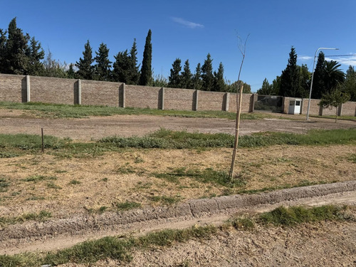 Terreno En Venta En Sol Andino 3