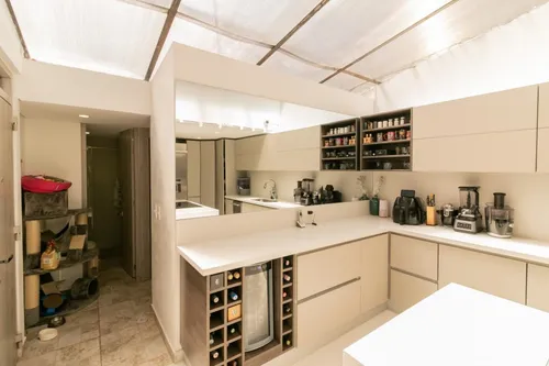 Casa En Venta En Niza. Cod V1080016