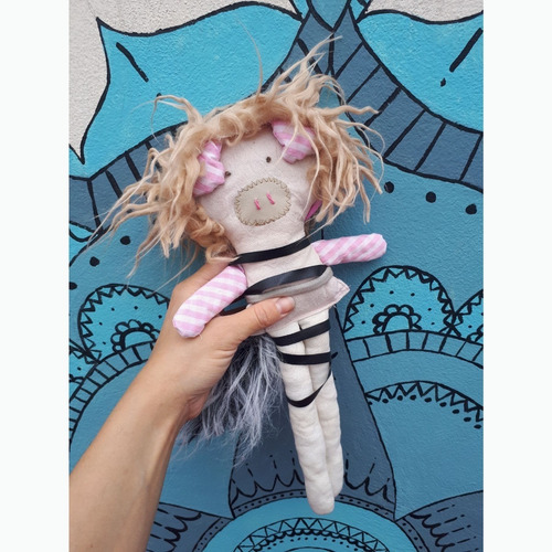 Imagen 4 de 9 de Kit Don Chancho: Cuento + Muñeco De Tela + Accesorios+ Bolsa