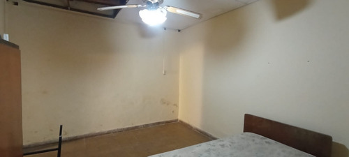 Imagen 10 de 16 de Casa + Departamento