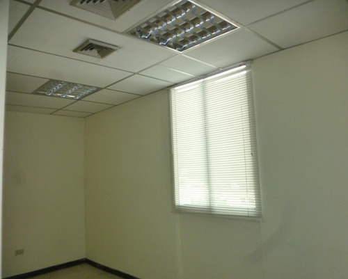 Imagen 14 de 17 de Rr Alquiler Oficina En La Campiña. Consta De 68m2,