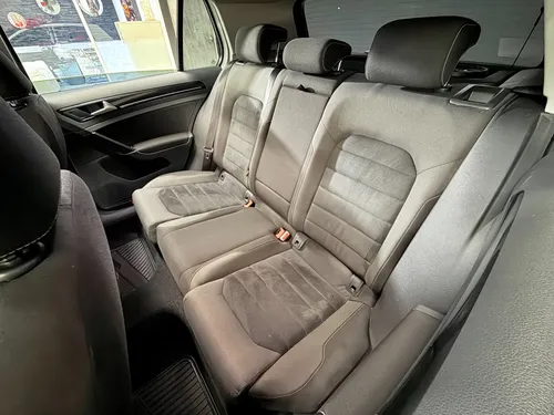 Volkswagen Golf Highline