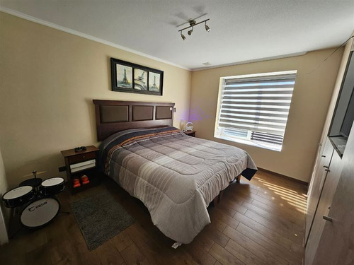 Casa En Venta De 3 Dorm. En Maipú