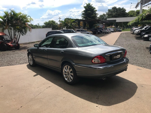 Imagem 5 de 10 de Jaguar X-type