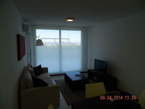 Excelente Apartamento Frente A Rambla Costanera