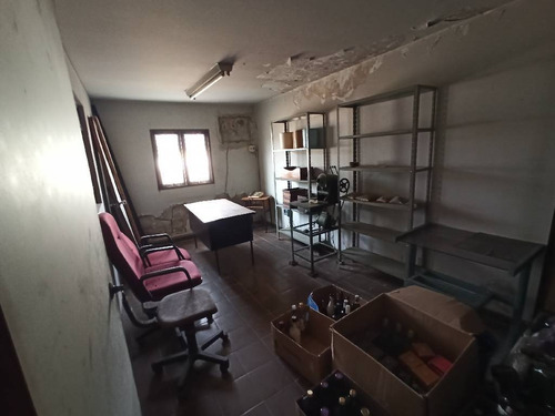 Imagem 12 de 30 de Barracão Com Amplo Terreno A 200 Metros Da Feb - 23824