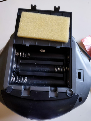 Britânia Rádio Am/fm E Toca Cd (defeito) Bolinha Antigo. Ler (Usado)