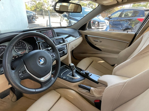 Bmw 318i Lcd 2018 Unico Dueño Flamante
