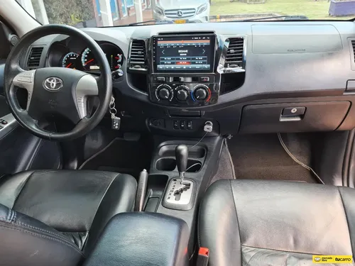 Toyota Fortuner 2.7cc At Aa 4x2 7 Pasajeros