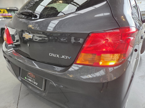Chevrolet Onix Onix Hatch Joy 1.0 8V Flex 5p Mec.