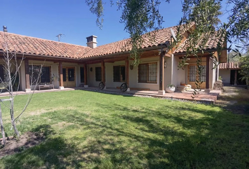 Se Vende Propiedad Centro En Comuna De Isla De Maipo