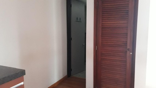 Imagen 12 de 13 de Oficina En Alquiler Los Dos Caminos 22-21628 Renta House Los Samanes