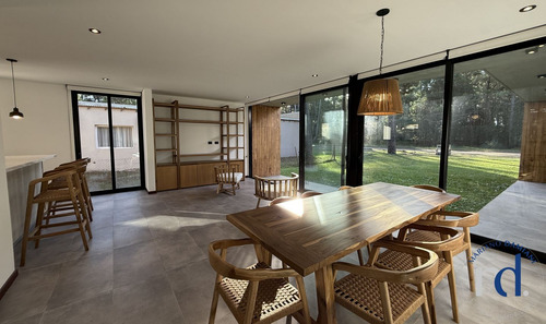 Casa En Venta 3 Dormitorios En Pinamar En Barrio Álamos