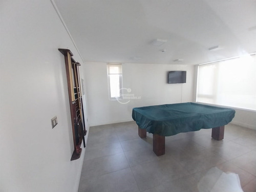 Venta Departamento En Concón, 1 Dormitorio, Estacionamiento.