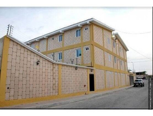 Imagen 2 de 13 de 10126 Am* Venta Hotel Tucacas