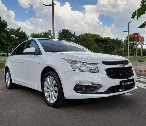 Imagem 1 de 15 de Cruze Lt Sedan Automático 1.8 2016