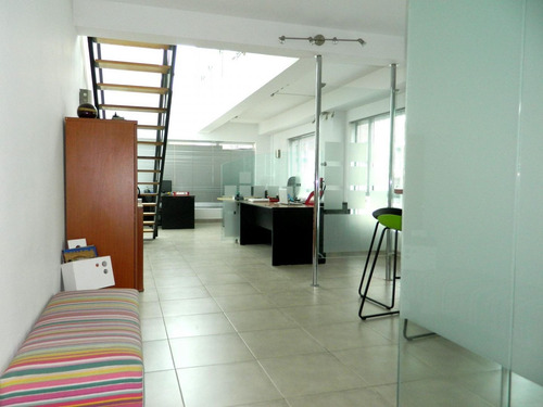 Imagen 2 de 17 de Oficina En Venta 5 Ambientes En Belgrano