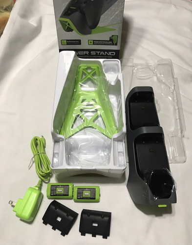 Base De Carga De Control Xbox Serie S & X Power Stand Bionik (Usado)