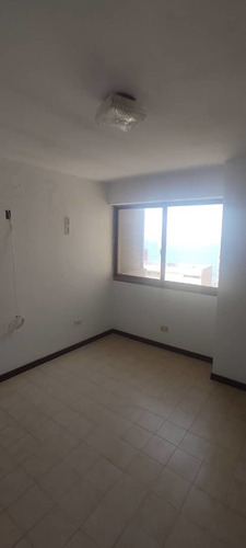 Imagen 23 de 27 de Apartamento En Alquiler