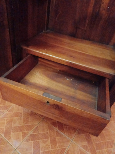 Biblioteca Antigua Ropero Armario Estilo Thompson Marrón (Usado)