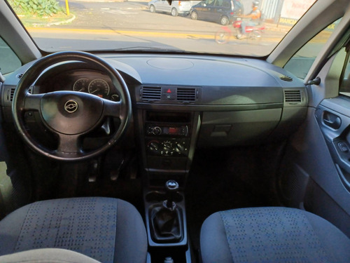 Imagem 7 de 8 de Chevrolet Meriva 1.8 Mpfi Joy 8v Flex 4p Manual