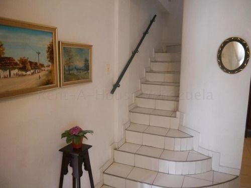 Imagen 14 de 30 de Casas En Venta En Zona Del Este Barquisimeto - Lara Cod Ref # 22-23242 / Marisela Rodriguez 0 4 1 2 1 5 1 8 8 9 3 /mr/remodelados/modernas/a Remodelar/precios Economicos/oportunidad De Inversion!