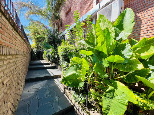 Casa En Venta En Martinez