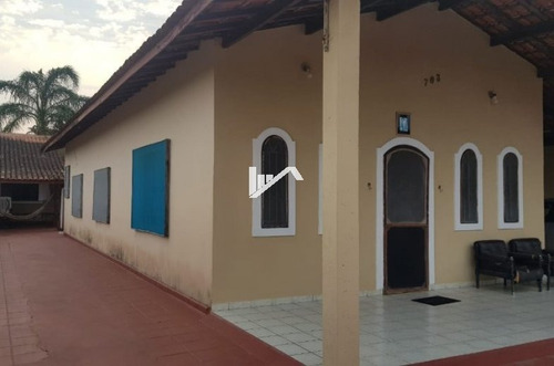 Imagem 1 de 14 de Ótima Casa Itanhaém Lado Praia 700 Mts Do Mar, 5 Vagas.