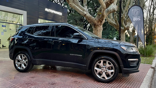 Imagen 3 de 25 de Jeep Compass Longitud