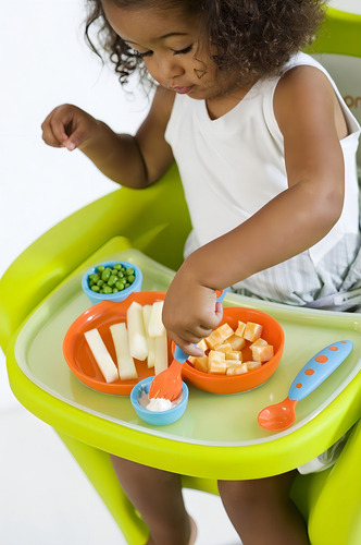 Juego De Platos Y Cubiertos Para Niños Infantiles Boon Color Naranja