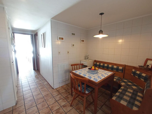 Imagen 12 de 30 de Venta Apartamento 3 Dormitorios En Suite Mas Dependencia Vista Al Mar Punta Del Este