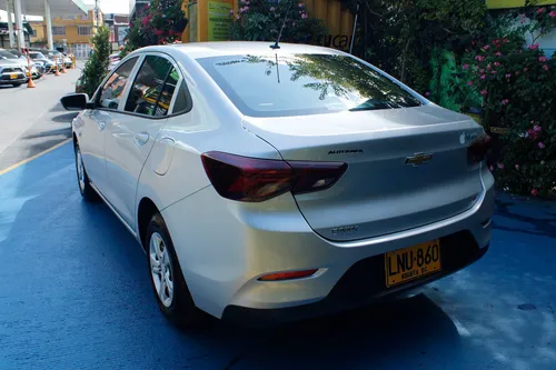 Chevrolet Onix 1.0 Turbo LT