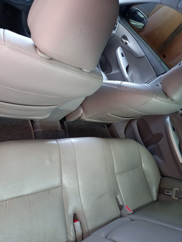 Toyota Corolla 2012 1.8 16v Gli Flex Aut. 4p